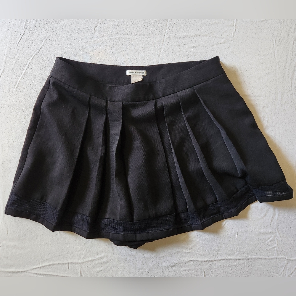 Club Monaco Women's Aren Skort Pleated Front Skirt Shorts Black Size 4